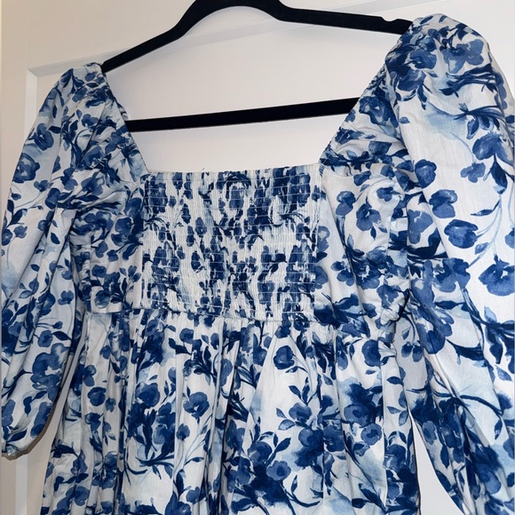 Like-new! A & F Blue Floral Puff-Sleeve Women’s Dress - Picture 8 of 10